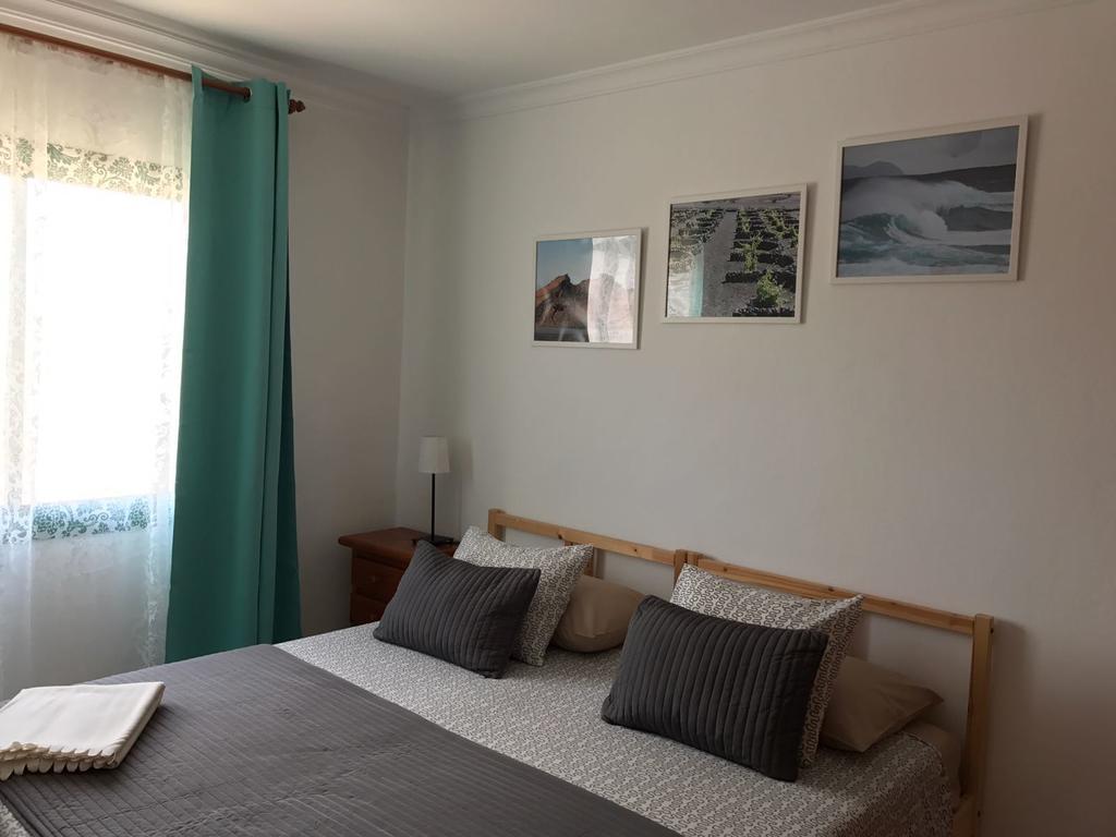 Alhambra Apartamentos Tías Esterno foto