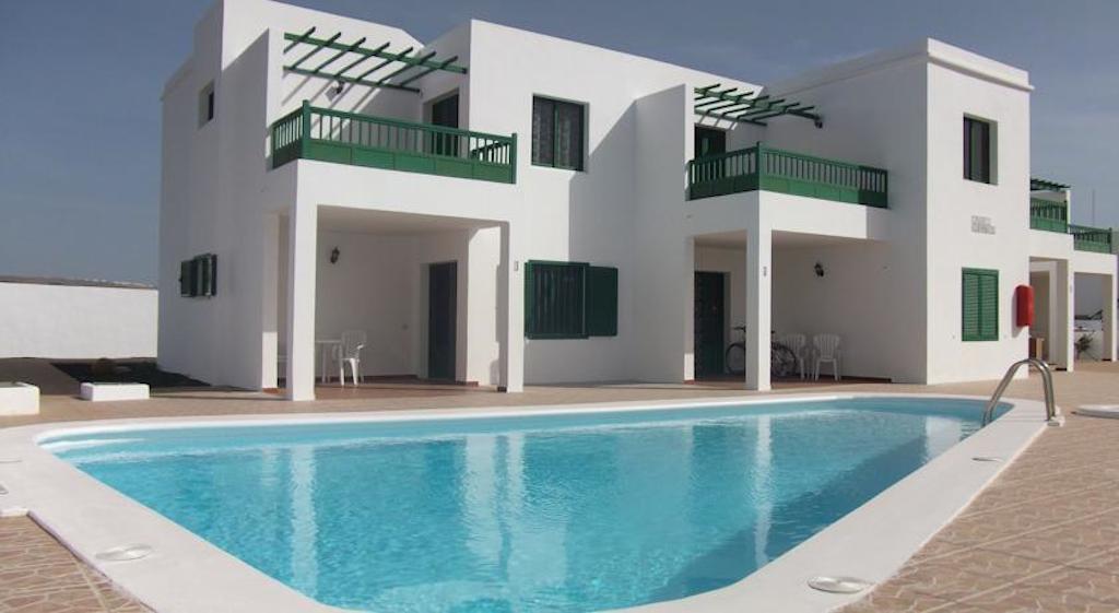 Alhambra Apartamentos Tías Esterno foto